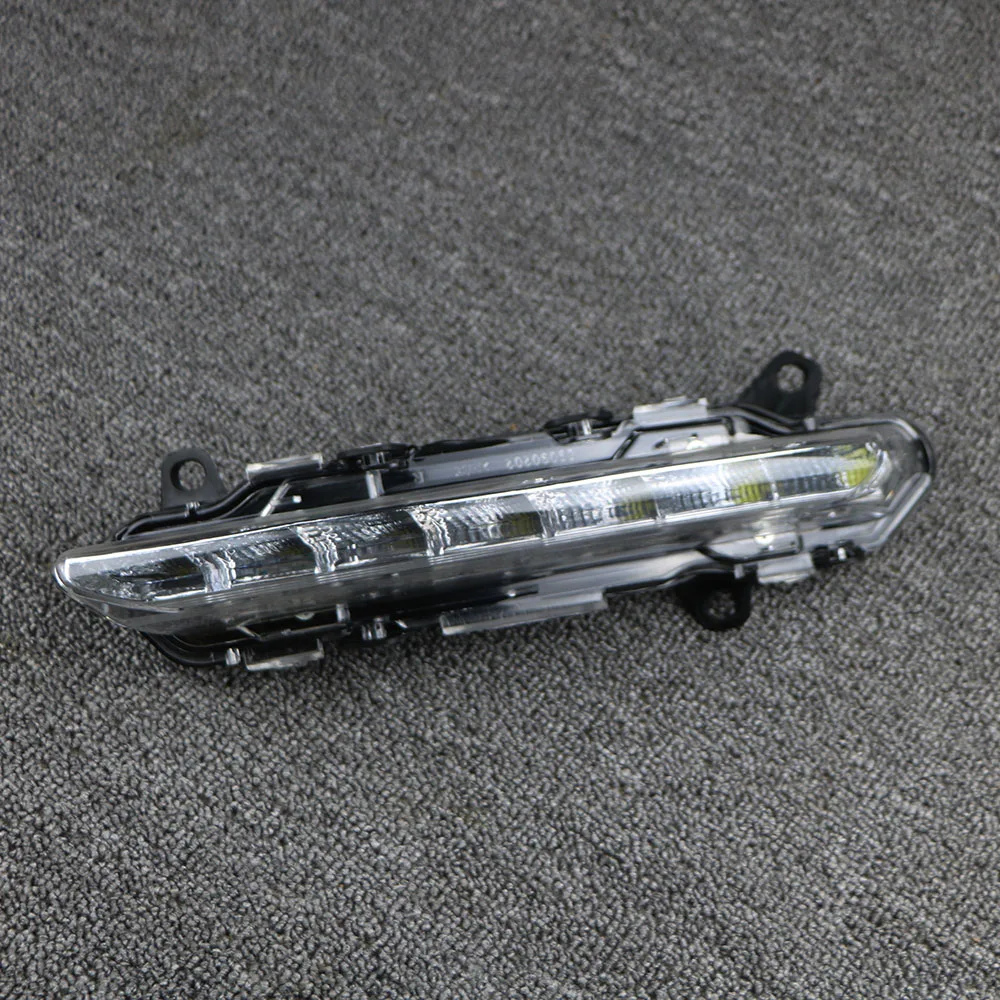 

A2218201856 Front Right LED DRL Daytime Running Light Fog For Mercedes S-Class W221 S350 S500 2009 2010 2011 2012 2013