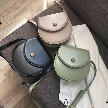 

Cross-body Retro Semicircle Flip Shoulder Bag Simple Elegant Solid Color Shoulder Bag