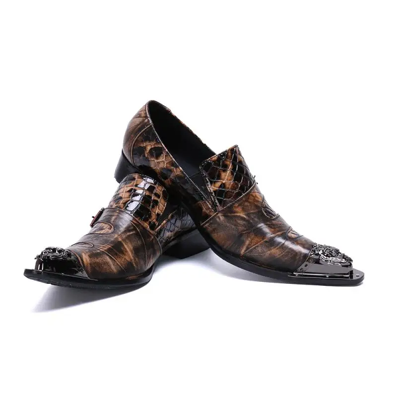 Fashion Loafers Embossed Patent Leather Casual Shoes Men Luxury Club Bars Shoes Metal Pointed Toe Slip On Leisure Party Shoes