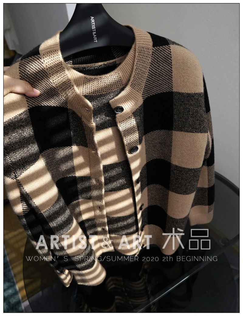 Classic Plaid Cashmere Sweater Women Elegant