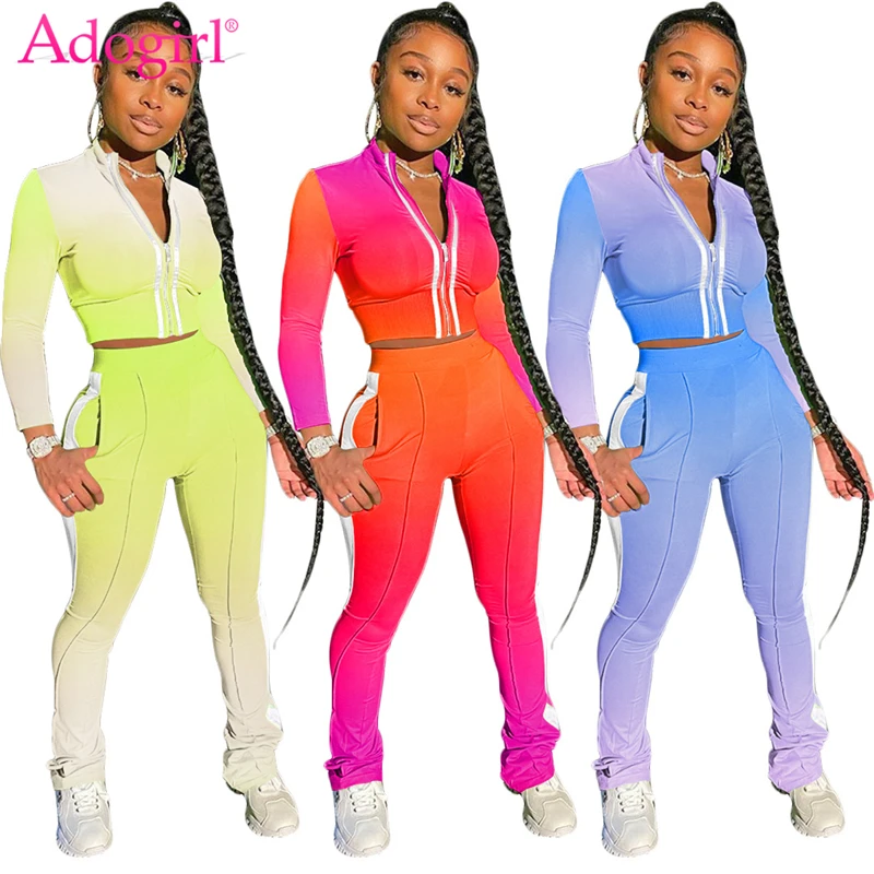 

Женский костюм-двойка составного кроя с длинным рукавом, на молнии