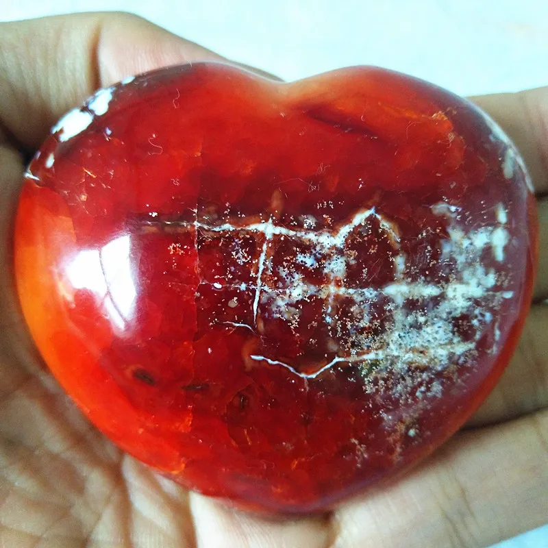 Three natural red agate crystals heart home decoration crystal healing stones Three natural red agate crystals heart home decoration crystal healing stones