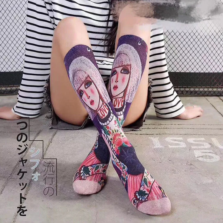 Носки с 3D цифровой печатью Популярные брендовые классные носки в европейском и американском стиле цветные рисунки граффити тату jin si wang Red Stoc