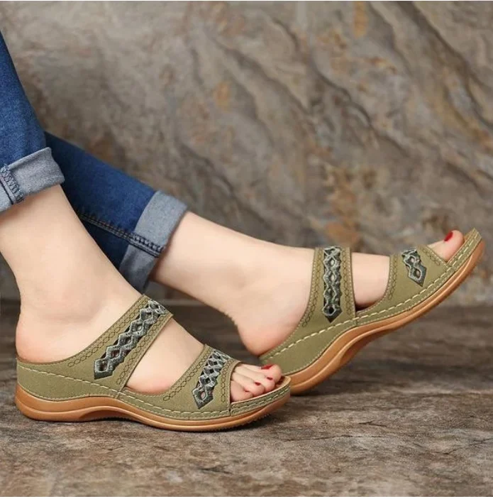

2020 Summer Women's Shoes Sandals Roman Retro Casual Shoes Thick Bottom Slope With Open Toe Beach Sliding Shoes Women