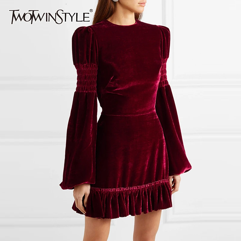 TWOTWINSTYLE бархатные женские платья с рюшами, с круглым вырезом, с длинным рукавом, с высокой талией, с рюшами, женское платье, модная одежда