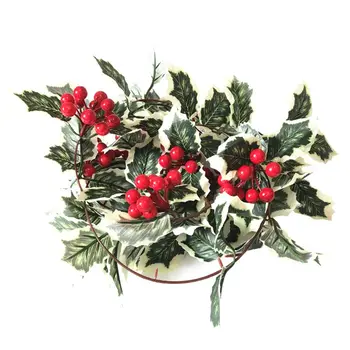 

Artificial Christmas Garland with Spruce Cypress Pinecones Red Berry Garland Win B95B