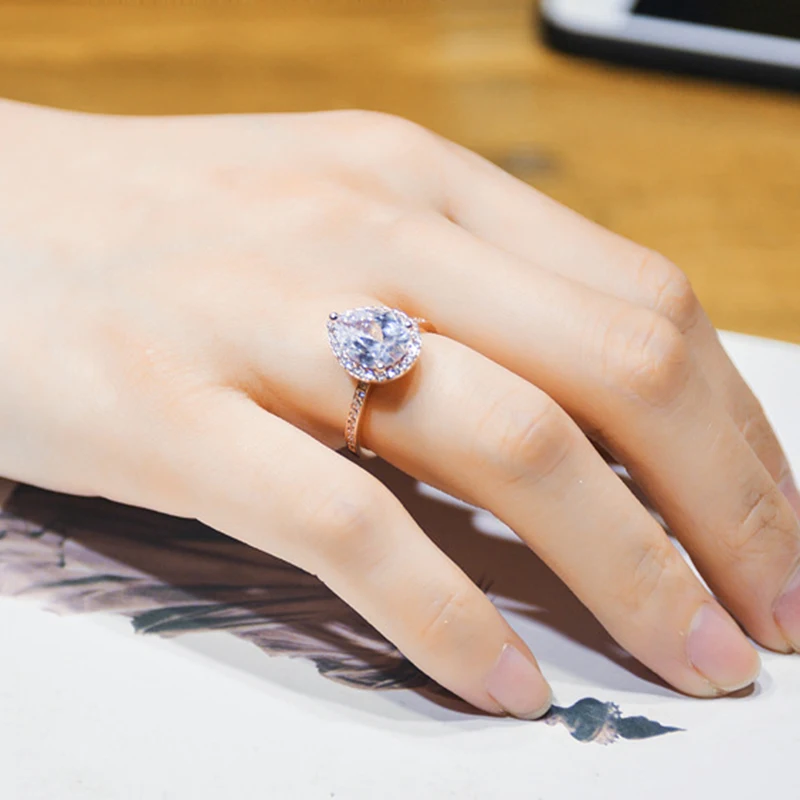 10898722205_1693517766