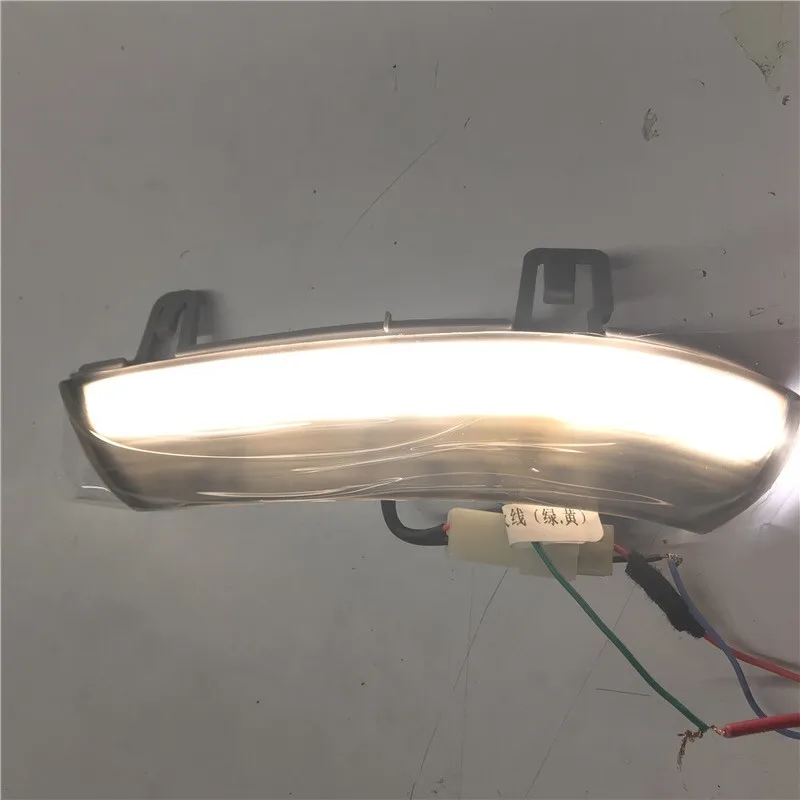 White Светодиодный указатель поворота для Volkswagen GOLF 5 GTI Variant Jetta MK5 Passat B5.5 B6 Plus EOS Sharan превосходный динамический зеркальный светильник - Испускаемый цвет: White