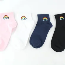 Женские радужные хлопковые носки, Новые Сезоны, модные женские носки с вышивкой из мультфильмов, популярные простые носки для колледжа