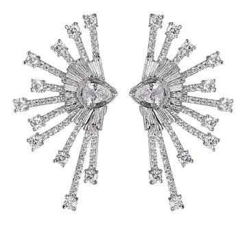 

2020 New Snowflake Zircon Earrings Shinning CZ Stone Luxury Stud Earring Sweet Fashion XIUMEIYIZU Brand Jewelry Hot Wholesale