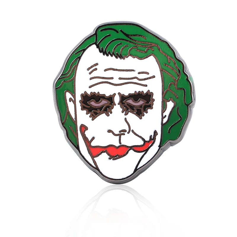 Покрытие антикварным золотом SG Movie DC Joker брошь Бэтмен булавки ужас клоун Чаки лицо Стивен Кингс это Pennywise эмалированная булавка на лацкане для женщин и мужчин ювелирные изделия - Окраска металла: Покрытие антикварным золотом