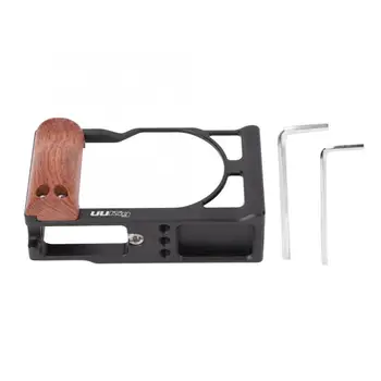 

Ulanzi UURig Aluminium Alloy Camera Volg Expansion Cage with Wooden Handlegrip for Canon G7XMarkIII