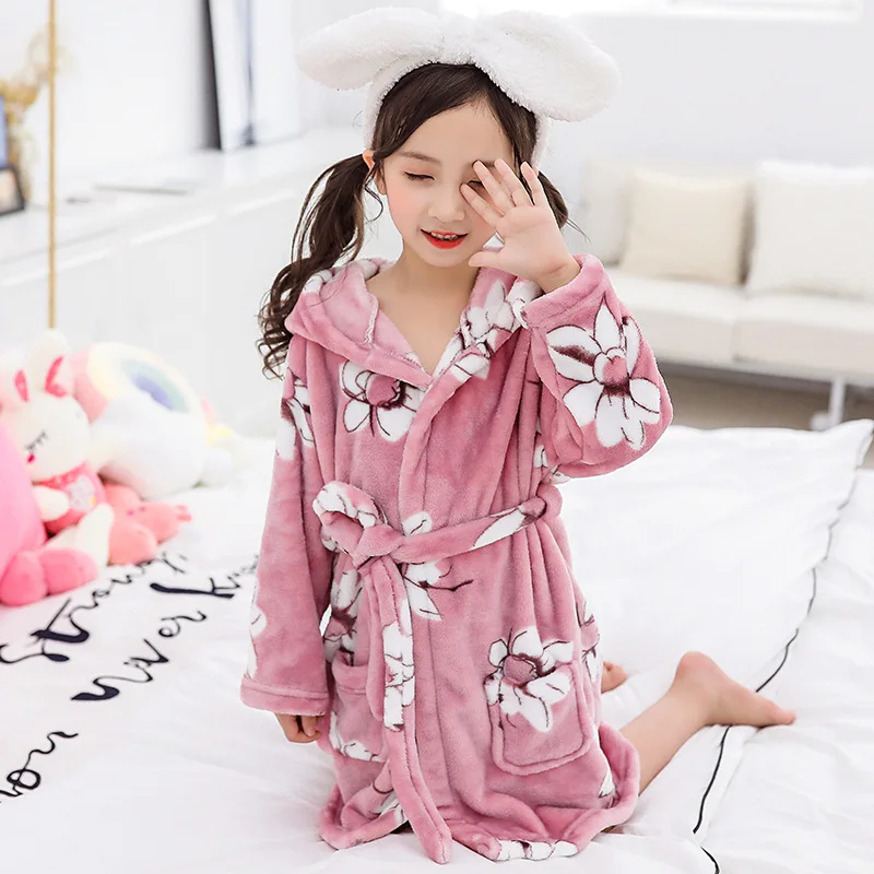 Cartoon Children Flannel Pajamas Boys Girls Robes Soft Thicken Hooded Bath Robes Long Sleeve Warm Lovely Child Home Clothing