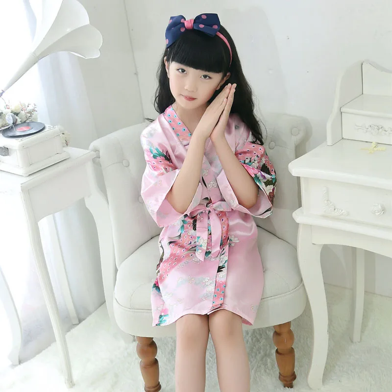 Высокое качество; модный детский Атласный халат для девочек; цветочный халат с принтом павлина; Короткое Кимоно; ночное купальное платье - Детский размер (США): 4 Т
