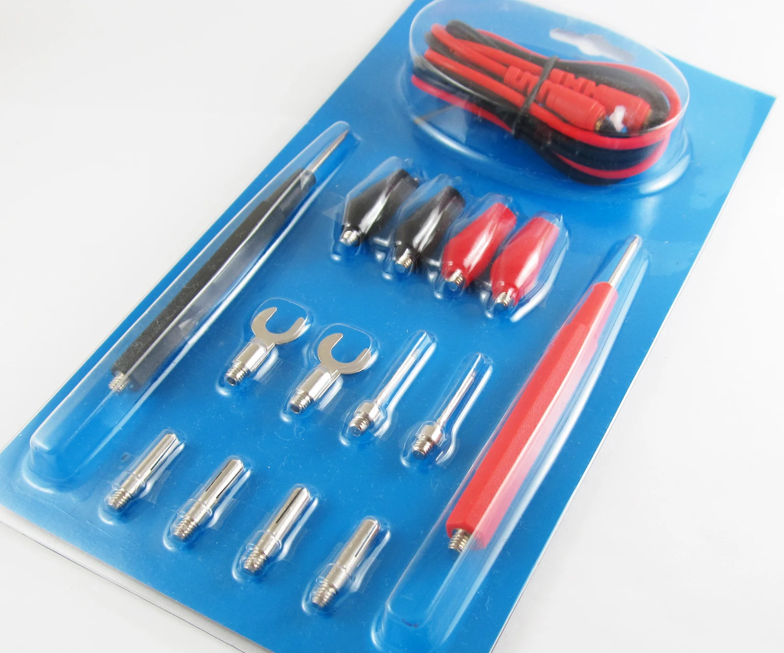 

1 набор многофункциональных цифровых универсальных тестовых щупов, набор кабелей/16 шт.