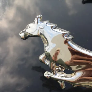 Image 5 - Tuning carro universal 3d metal mustang cavalo frente capa grille emblema adesivo cavalo corrida decalque para ford mustang acessórios
