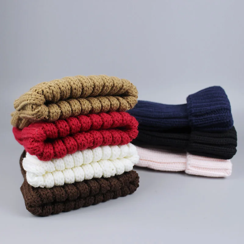Комплект однотонных шарфов и Шапок унисекс; детские вязаные шапочки с помпоном; шапки Skullies; чистый цвет; сезон осень-зима; теплые однотонные шапки