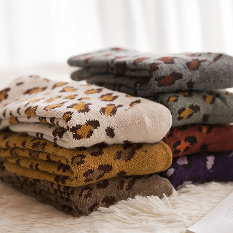 Модные женские леопардовые носки зимние популярные шерстяные пикантные теплые с