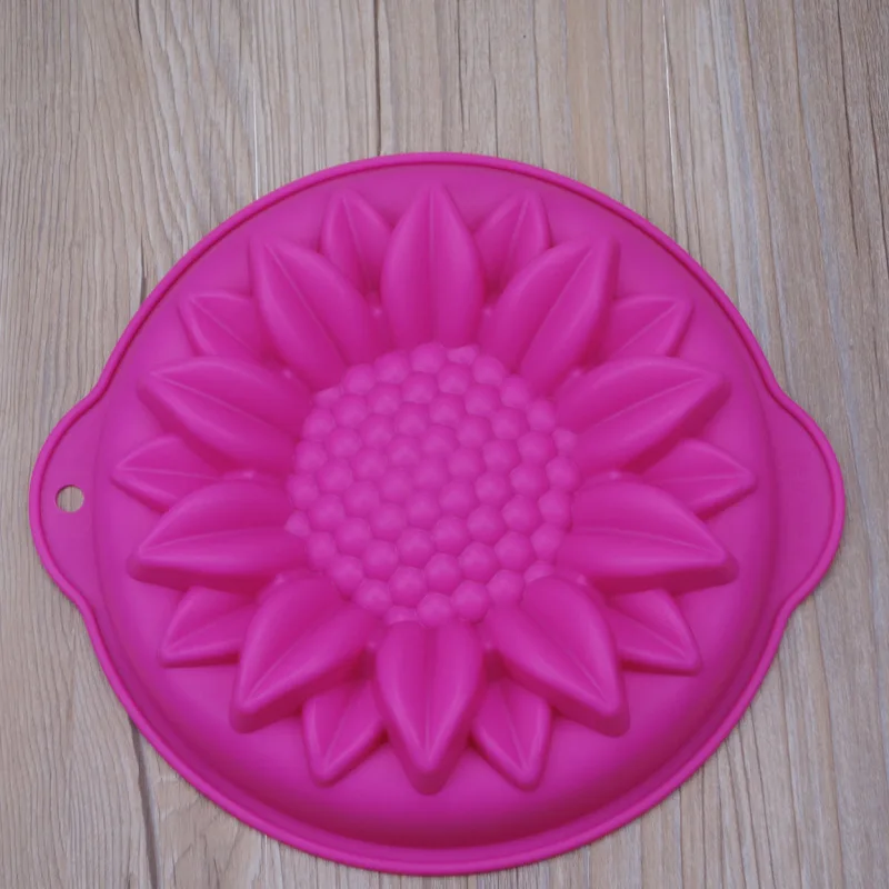 

Silica Gel Single Sunflower Cake Mold Sunflower Cooking Dish with Armrests DIY Baking Tool