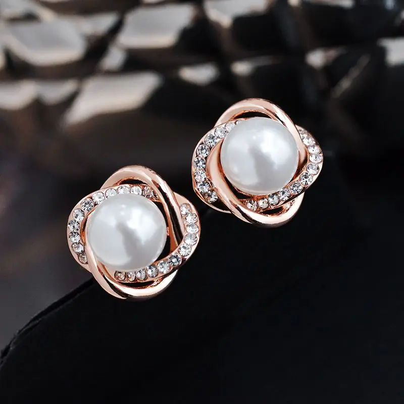 Fashion Jewelry Simulated Pearl Rhinestone clip on Earrings Cute Earrings For Women Shiny Crystal Wedding Ear Clip Jewelry ear clip earrings clip earrings ear clip ear accessories