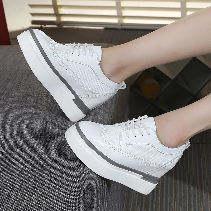 

2019 Spring And Autumn New Style Lace-up Elevator Platform Thick Bottomed Casual Large Size 40-43 Yards WOMEN'S Shoes Waterproof