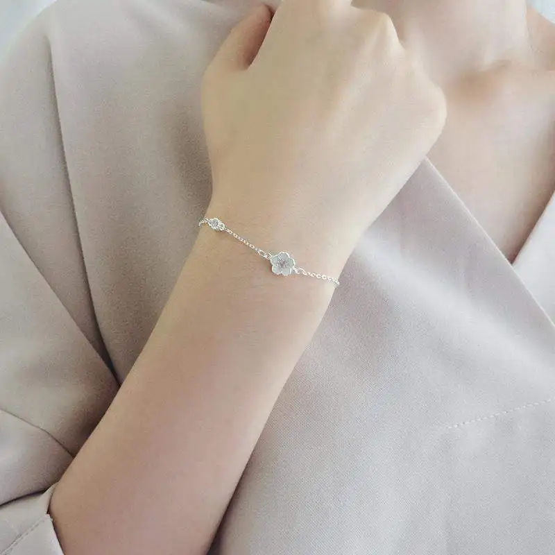 

Alloy Temperament Korean Silver Color Pink Sakura Flowers Charms Bracelets for Women Female