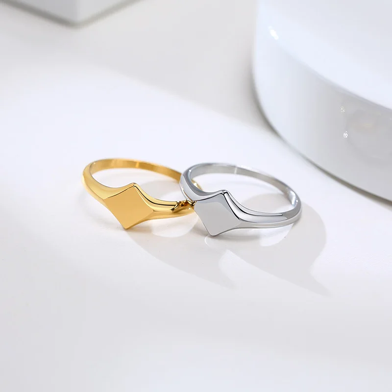 Hall's Lotus Signet Pinky Ring Stainless Steel Elegant Signet Ring Men Women Floral-inspired Ring stainless steel ring signet ring finger ring