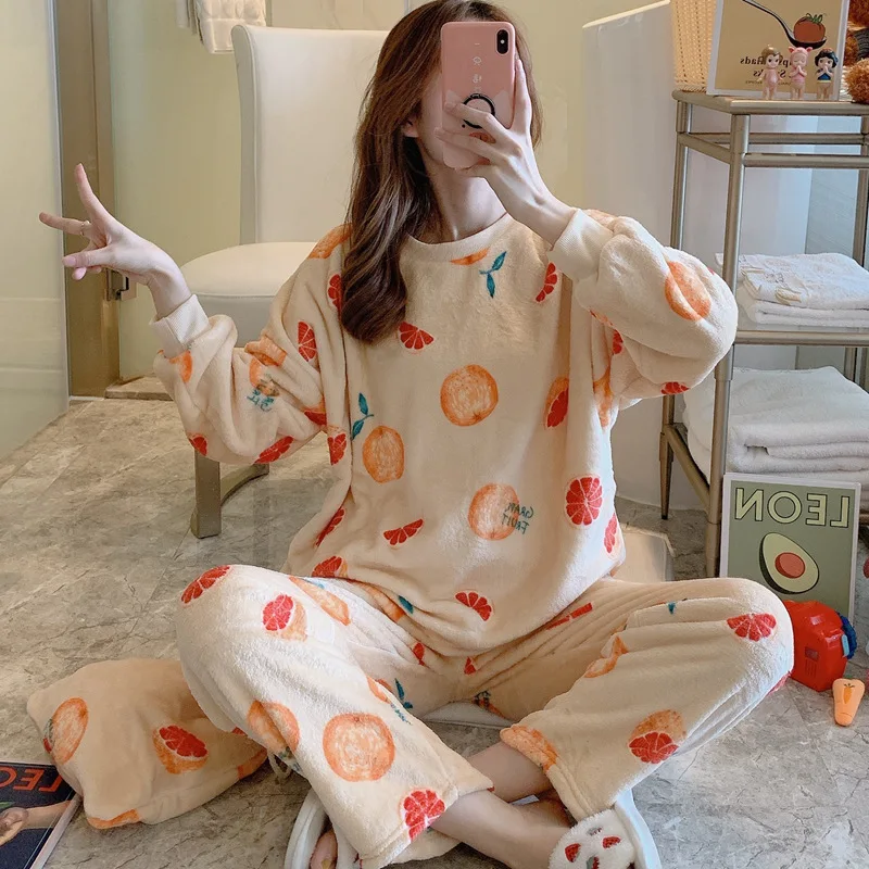 

Season Wechat Business Online Celebrity Hot Selling Flannel Set Storage Bag Pajamas Pajamas Three-piece Set