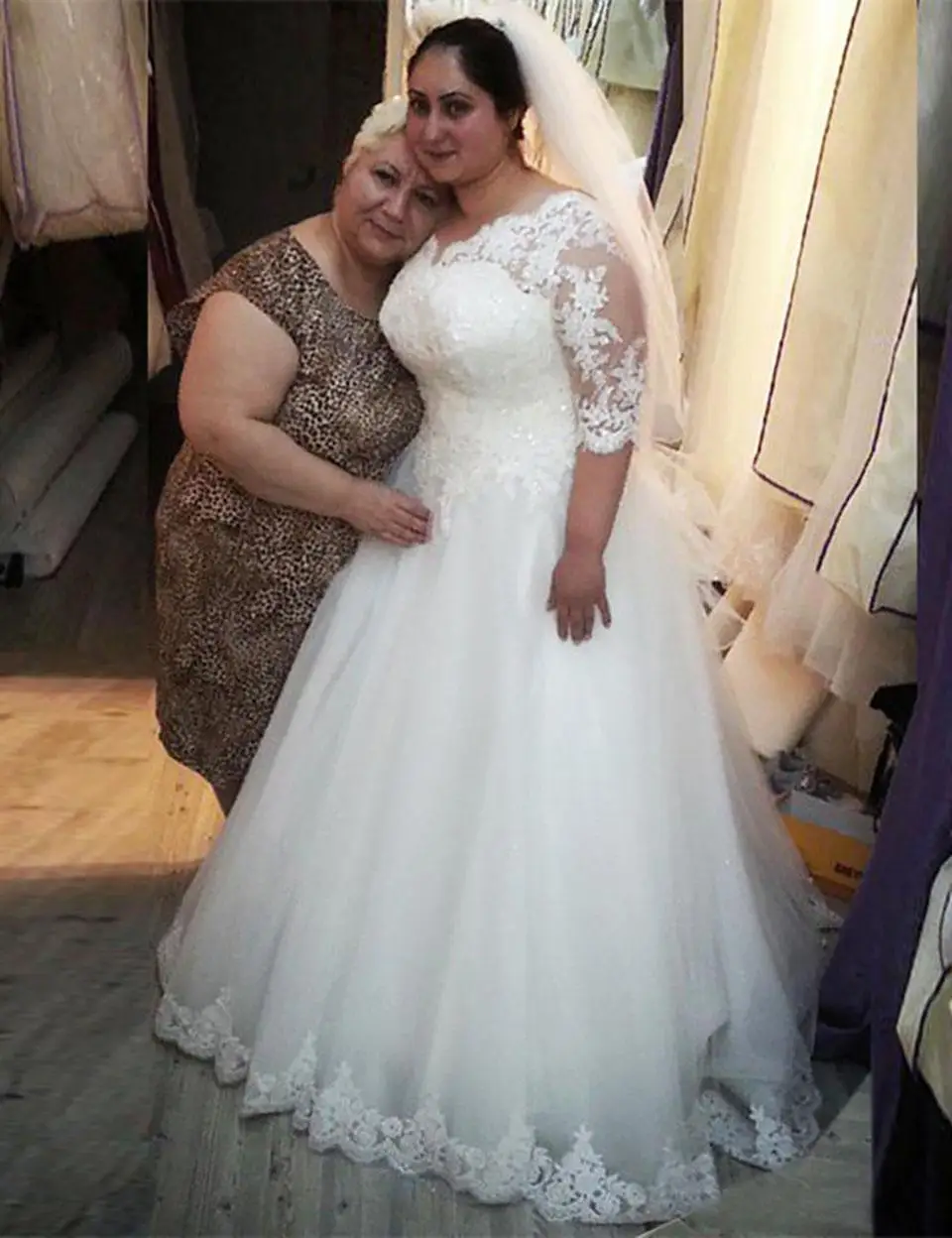 Half Sleeve Beaded Lace A Line Floor Length Bridal Gown Hot Sale Plus Size  Wedding Dress Vestoido De Noiva Custom Wednesday Dres - Wedding Dresses -  AliExpress