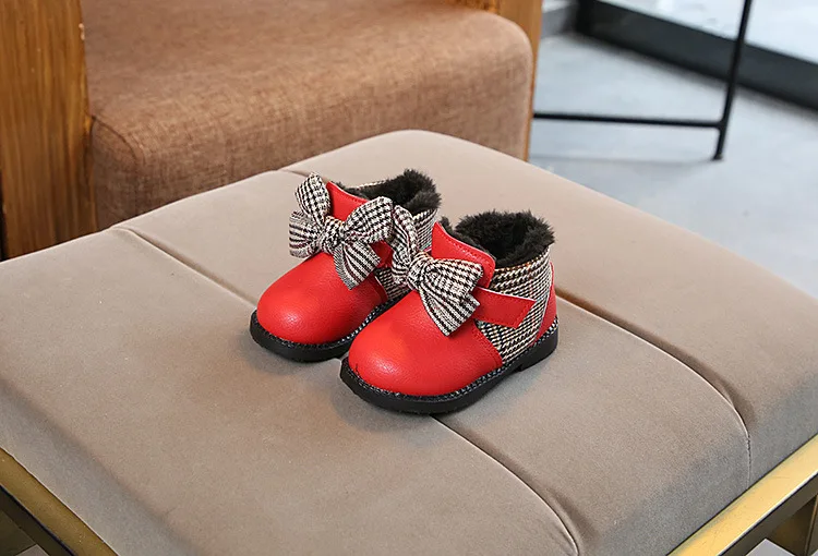 12395013767_1245930263