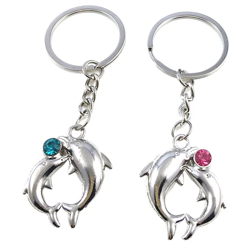 1 Pair Romantic Distinctive Couple  Lovely Dolphin Keychain Lovers Alloy Key Chain Gifts For Lover Friends Valentine
