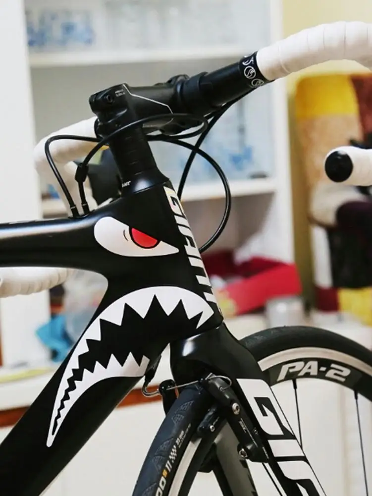 Pegatina decorativa para marco de bicicleta de montaña, pegatina para tubo  de cabeza de tiburón, pegatinas para arañazos de bicicleta, pegatinas de  Ojos de tiburón