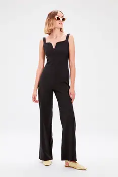 

Trendyol Black Halter Jumpsuit TWOAW20TU0016
