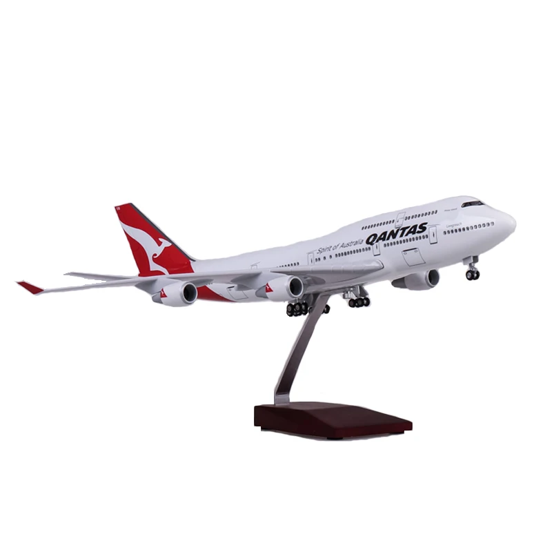 

1/150 Scale 47CM Boeing 747 B747 QANTAS Airline Plane Model Alloy Base W Landing Gear & Light Airplane Toys Fixed-wing Aircraft