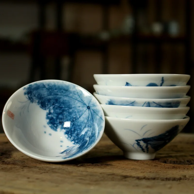 

Ceramic teacup hand-painted blue and white porcelain theme set sequoia painted doodle lotus.