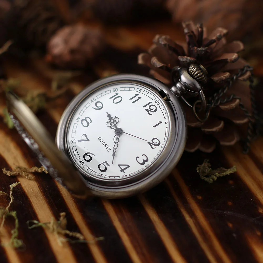 Regali di orologio a catena con pendente a catena con pendente a forma di orologio da tasca al quarzo con fiore vuoto Steampunk recentemente Vintage