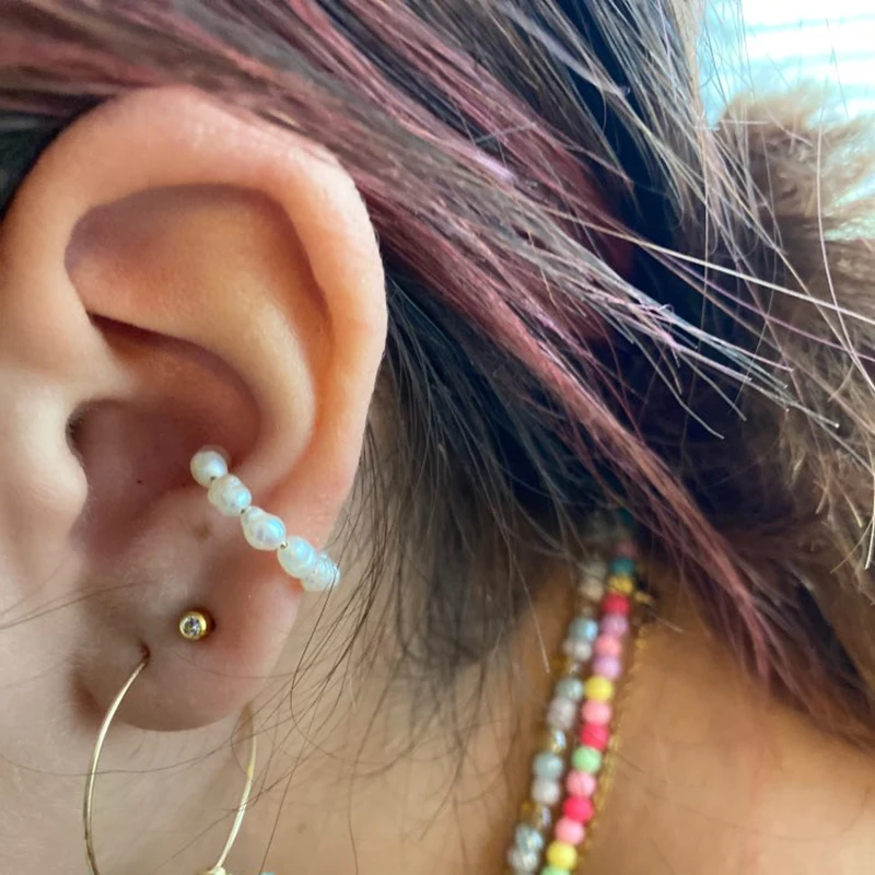 Elegant Pearls Ear Cuff for Women Trendy White Black Circle Earclips Female Stackable Cuff Earrings Without Puncture Bijoux ear clip earrings clip earrings ear clip ear accessories