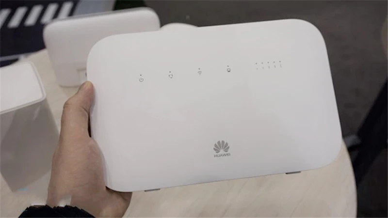 10 шт разблокированный Huawei B612 B612s 51d роутер 4G LTE Cat6 300Mbs CPE + 2 антенны|Беспроводные