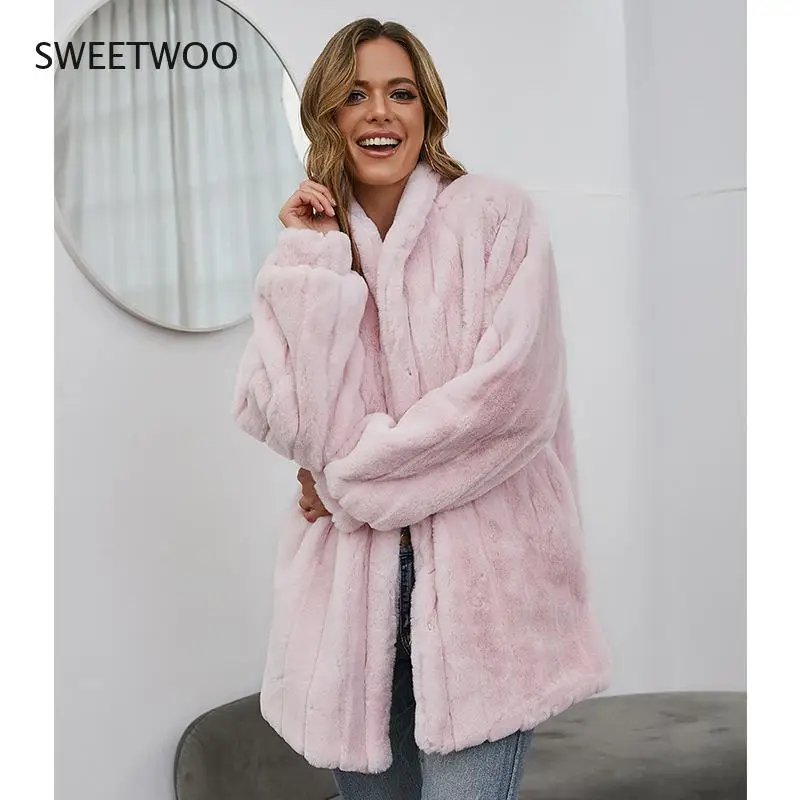 Рисунок 2 - Женское теплое зимнее пальто