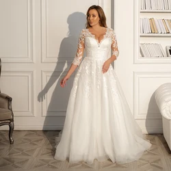 Deep V-Neck Retro Three Quarter A-Line  robe de mariée Applique Floor-Length with Puffy Tulle Button Back Court Train vestidos