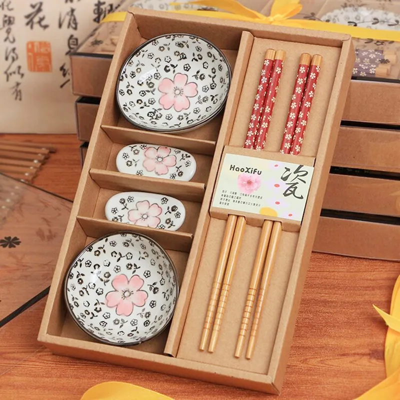 

Japanese Style Tableware Set Chopticks Ceramic Sushi Dishes Sashimi Soysauce Dish Packed in Gift Box (6pcs/set)