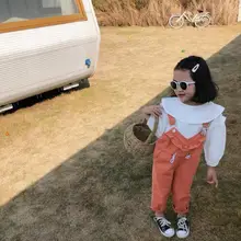 Стиль, комбинезоны с оборками для девочек, весенние модные штаны для девочек, От 2 до 7 лет, HJ792