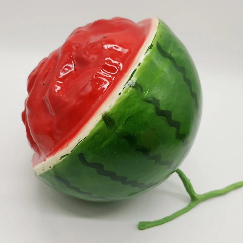 1pcs 1 pc Creative Inflatable Ball Simulation Watermelon Rubber Ball Beach Pool Play Early Education Gifts Soft Toys For Kids Hot - Цвет: 1pcs
