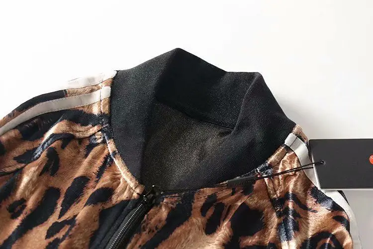 

2019 Spring Stand Collar Long Sleeve Zipper Loose-Fit Slimming Leopord Pattern Printed Velvet Coat WOMEN'S Dress Jacket