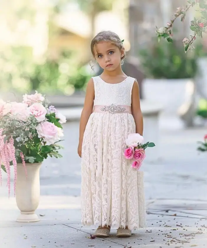

Boho Lace Ivory Flower Girls Dress with Pink Sash Open Back Toddler Junior Bridesmaid Gowns Kids Weding Party Vestido