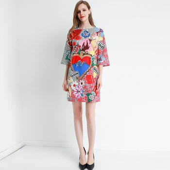 

Xiaomoli Fashion retro print pin drill three-dimensional bright flake flower dress new fall 2019