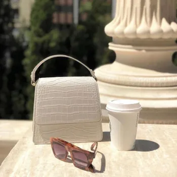 

Famous Brand Women Shoulder Bag Snake Print Classic Women's Messenger Bags Crossbody Bag Alligator Flap Designer Handbags Purse