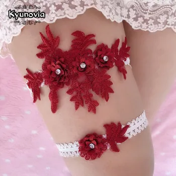 

Kyunovia Rhinestone Embroidery Flower for Women/Female/Bride Thigh Ring Bridal Leg Garter Wedding Garters Belt Garter Set BY61