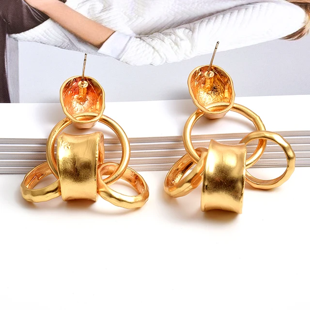 Gold Metal Long Hoops Drop Earrings 2