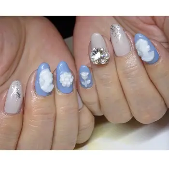 

2Pcs Mini Leaves Flower Silicone Mold Button Embossed Frame Nail Art Mold Tools N58F